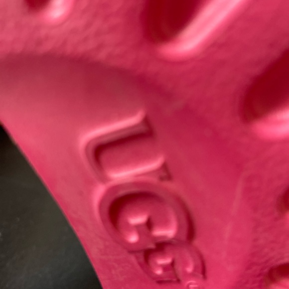 New out of box UGGS - Picture 6 of 6